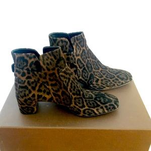 Roger vivier ankle boots sz 35.5 gently used